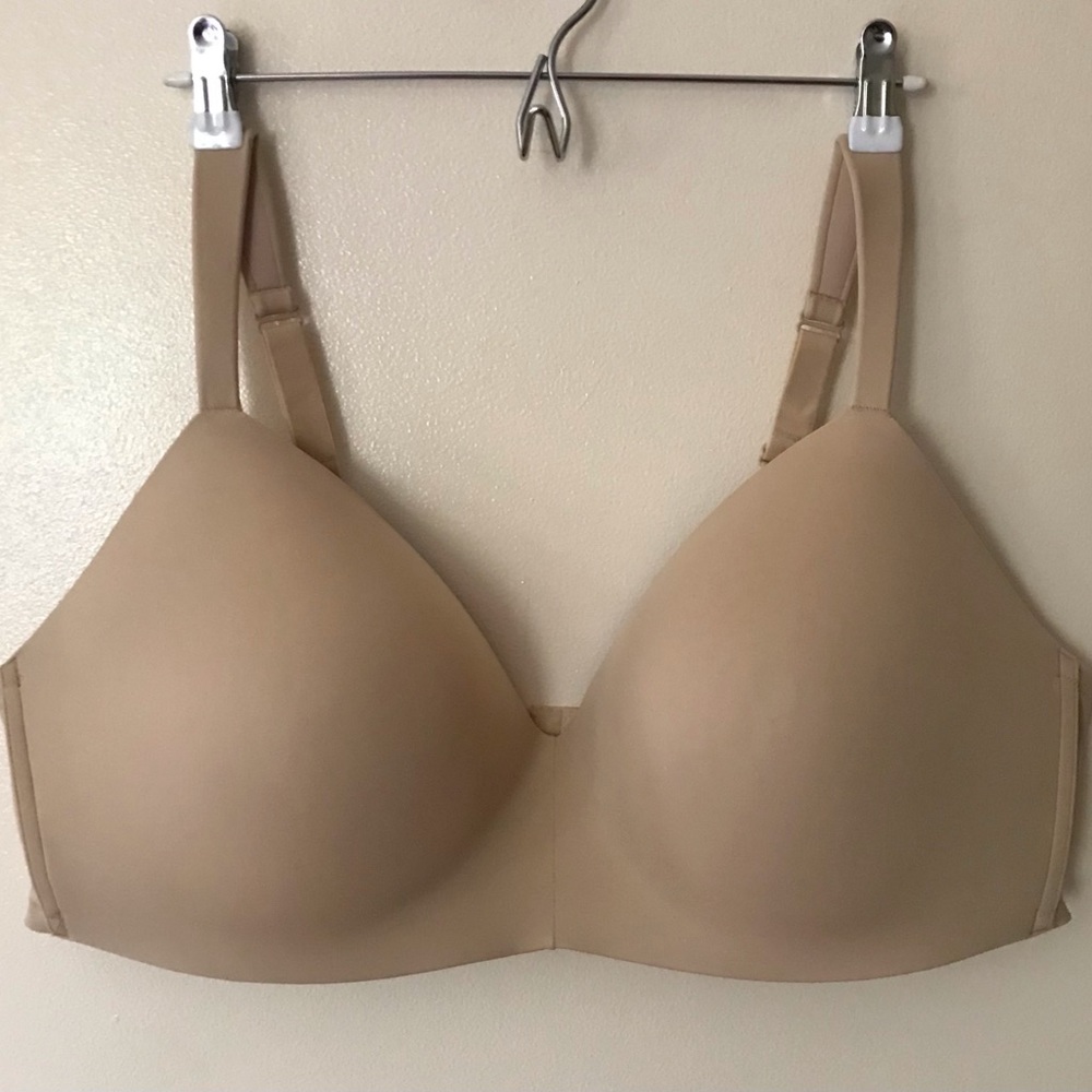 Cacique • 46DD • Nude Lightly Lined T-Shirt No Wire Bra
